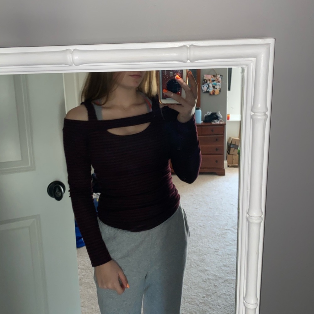 tight fit top